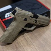 Pistola de Airsoft GBB ICS Alpha TAN - SEMI NOVO