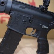 Rifle de Airsoft AEG M4A1 CAA Custom King Arms  - SEMI NOVO