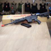 Rifle de Airsoft AEG M4A1 CAA Custom King Arms  - SEMI NOVO